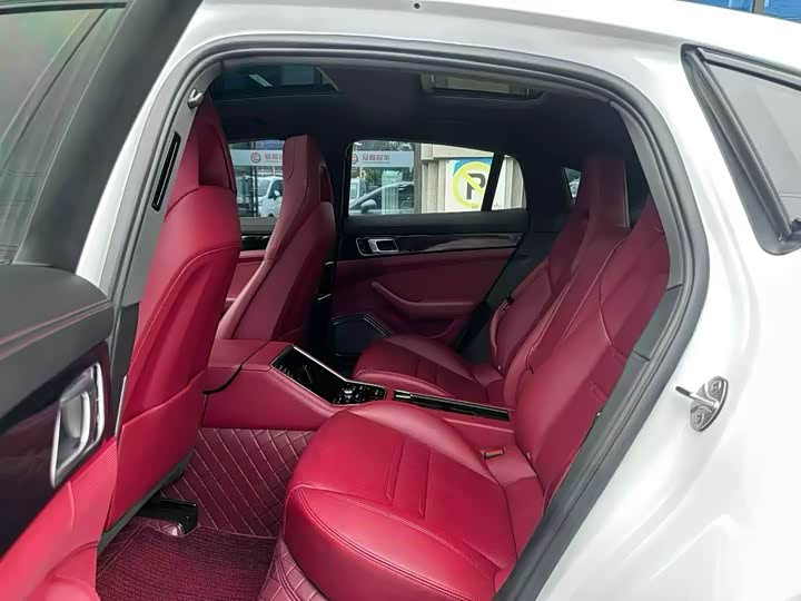 Фото 6 - Porsche Panamera