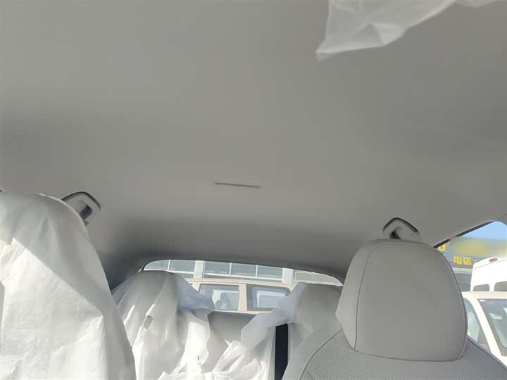 Фото 18 - Geely Galaxy Geome