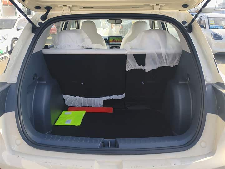 Фото 19 - Geely Galaxy Geome