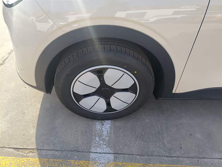 Фото 23 - Geely Galaxy Geome