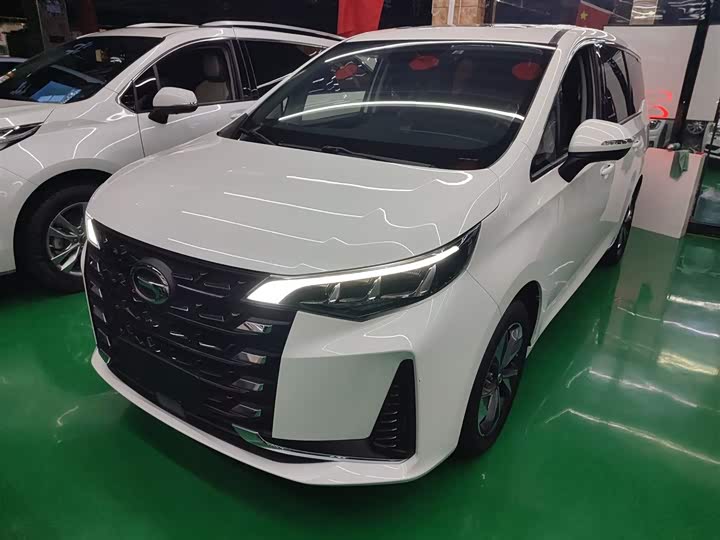 Фото 1 - GAC Trumpchi M6