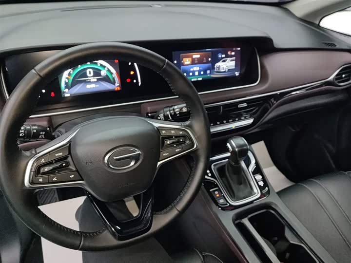 Фото 10 - GAC Trumpchi M6