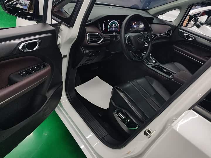 Фото 16 - GAC Trumpchi M6