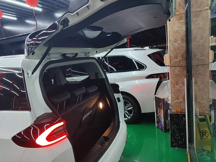 Фото 19 - GAC Trumpchi M6