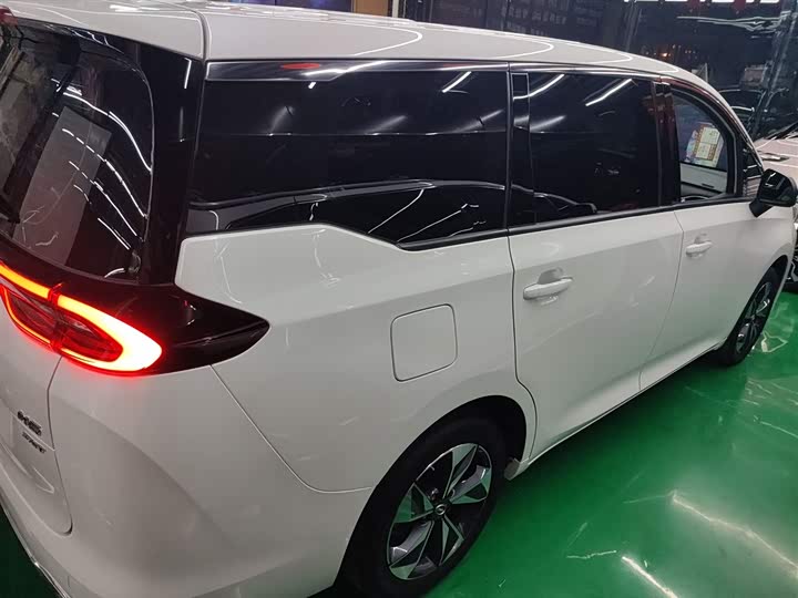 Фото 7 - GAC Trumpchi M6