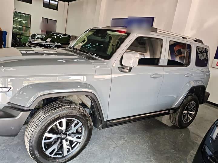 Фото 5 - Tank 300