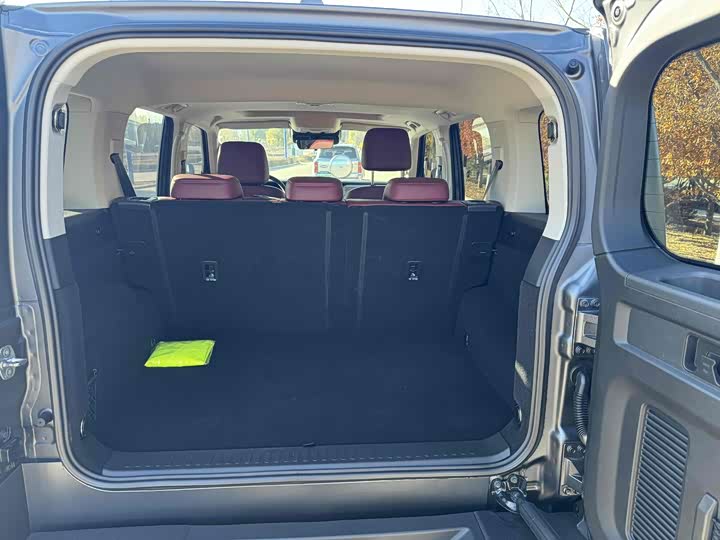 Фото 12 - Tank 300