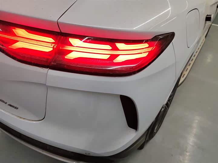 Фото 24 - Denza N7