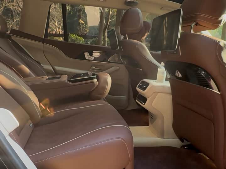 Фото 12 - Mercedes-Benz GLS-Class