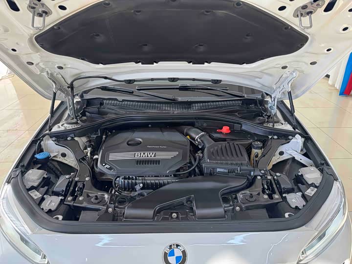 Фото 18 - BMW 1 Series