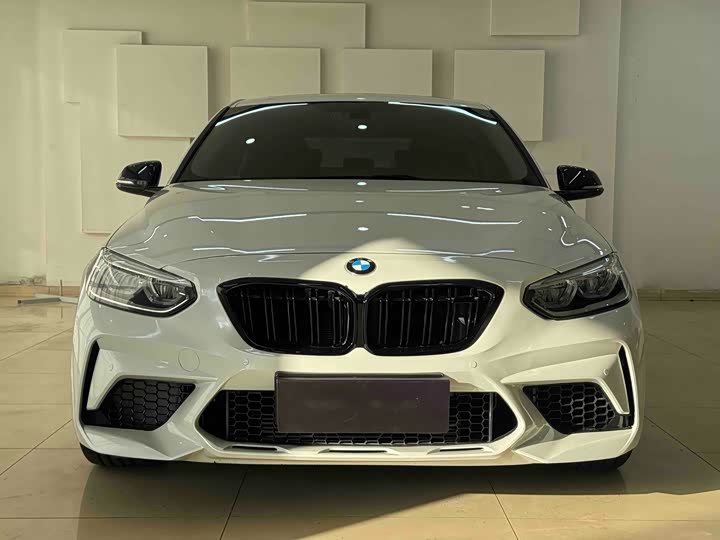 Фото 2 - BMW 1 Series