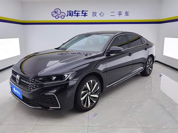 Фото 1 - Volkswagen Passat