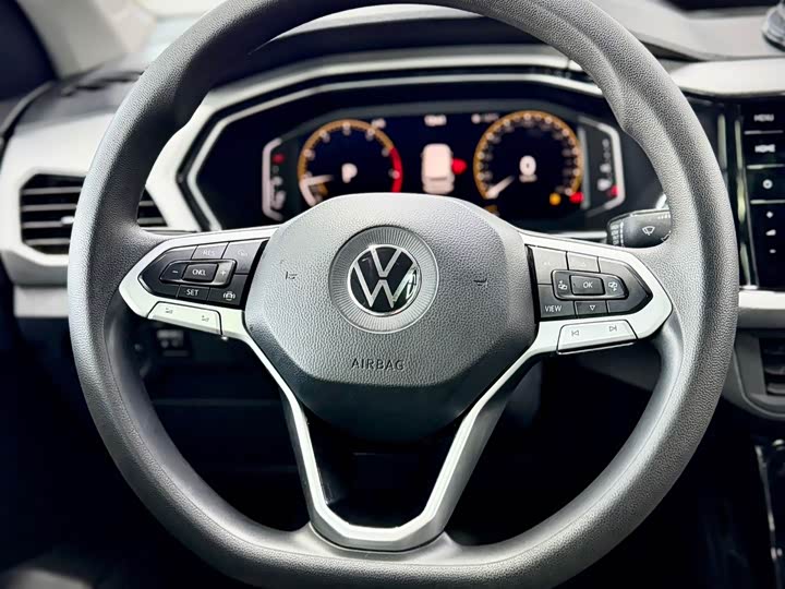 Фото 17 - Volkswagen Tacqua