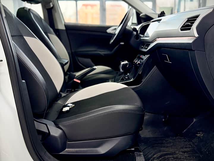 Фото 18 - Volkswagen Tacqua