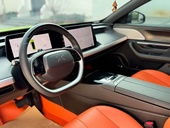 Фото 5 - XPeng P7