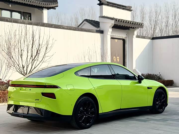 Фото 9 - XPeng P7