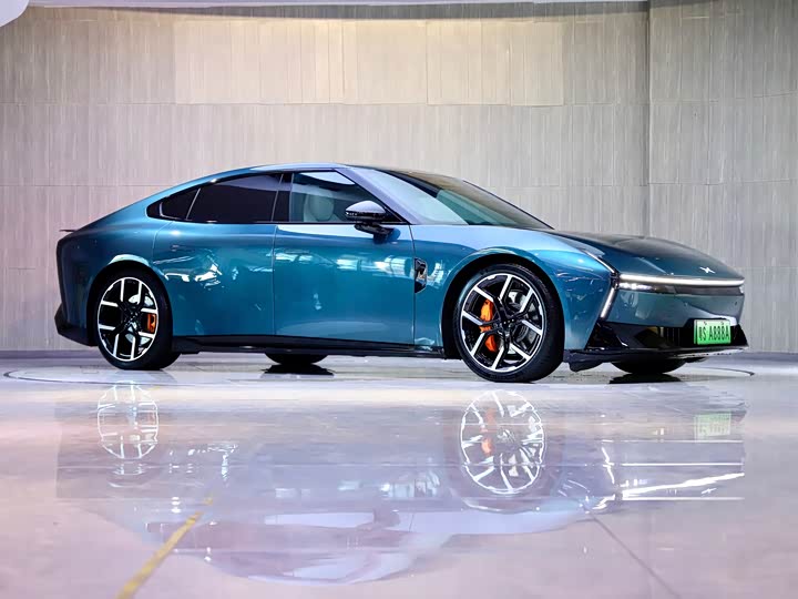 Фото 3 - XPeng P7