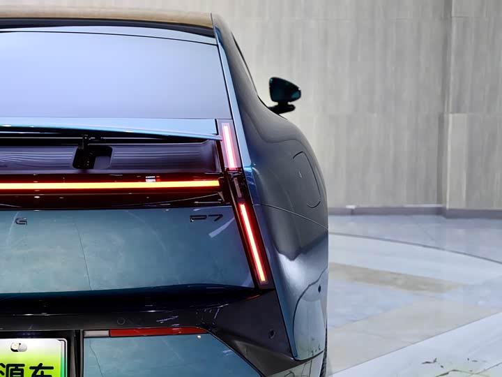 Фото 9 - XPeng P7