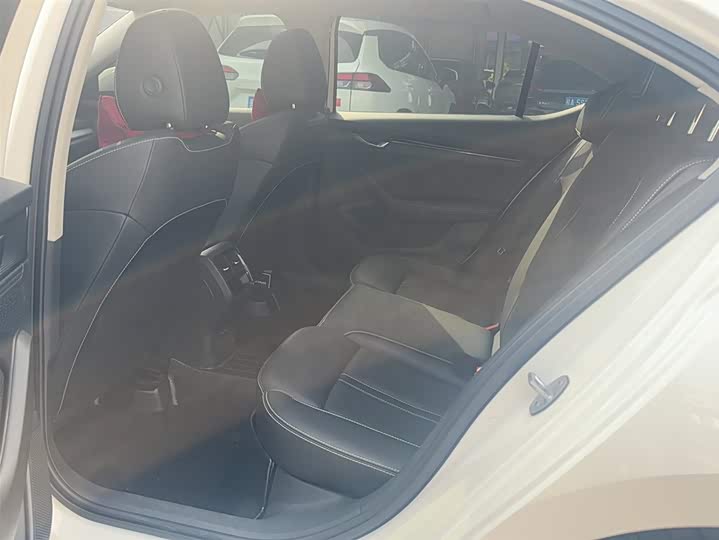 Фото 18 - Skoda Octavia Pro