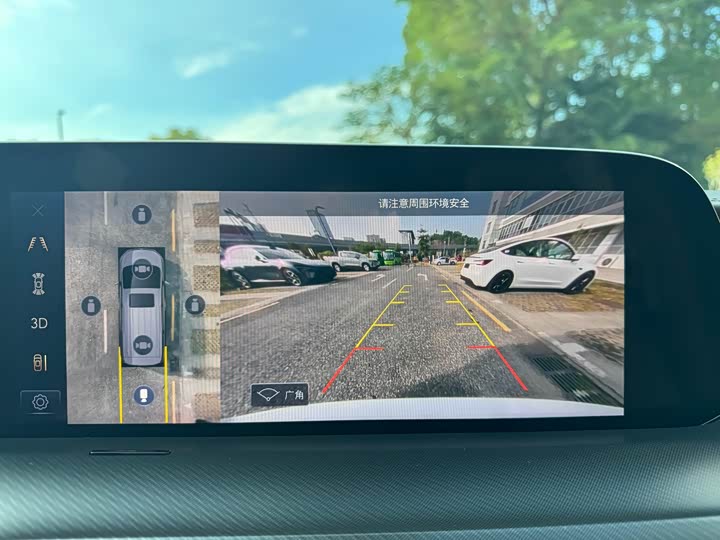 Фото 20 - Buick GL8 Hybrid