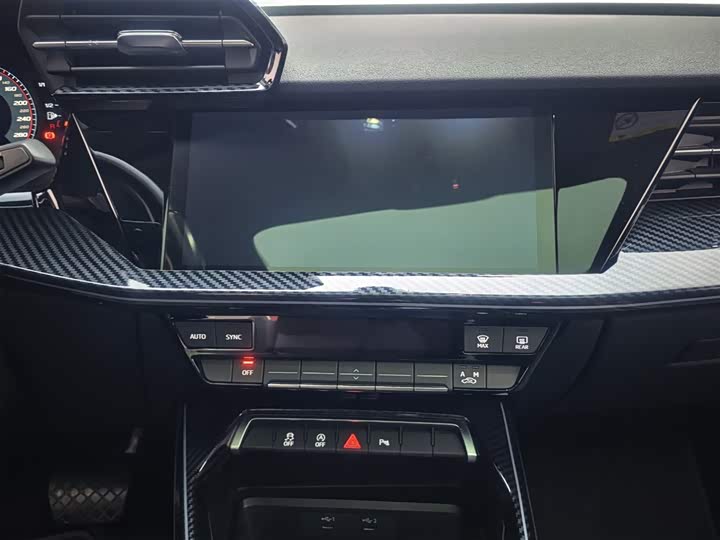 Фото 16 - Audi A3