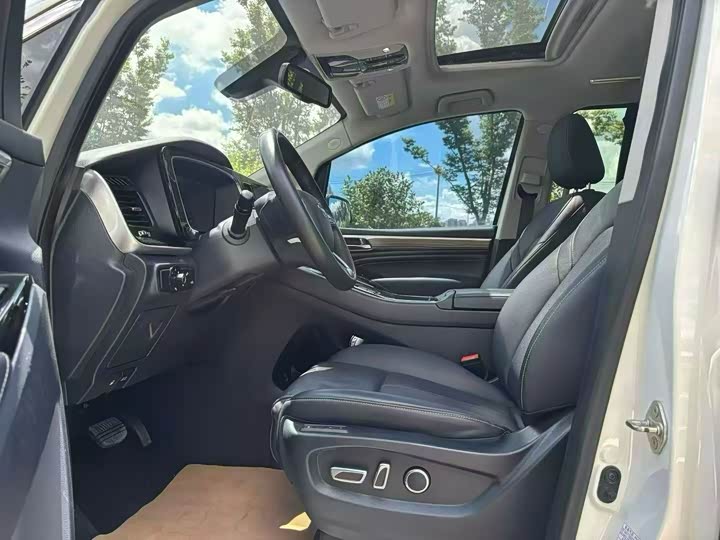 Фото 4 - GAC Trumpchi M8