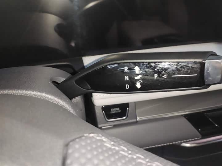 Фото 21 - Buick GL8 ES