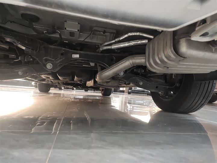 Фото 31 - Buick GL8 ES