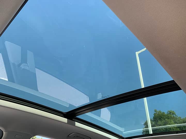 Фото 33 - Audi Q5L