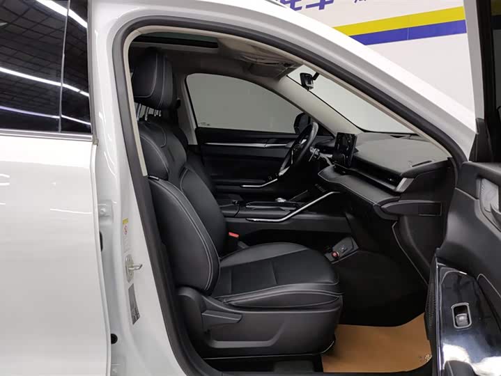 Фото 8 - Haval H6