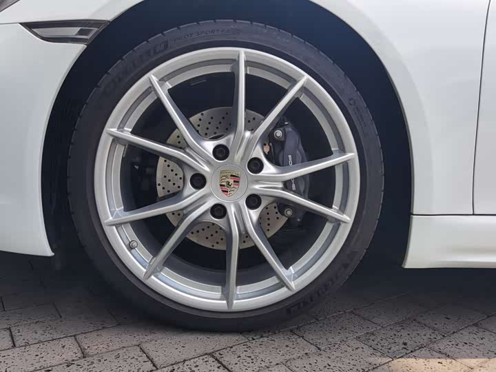 Фото 8 - Porsche 718