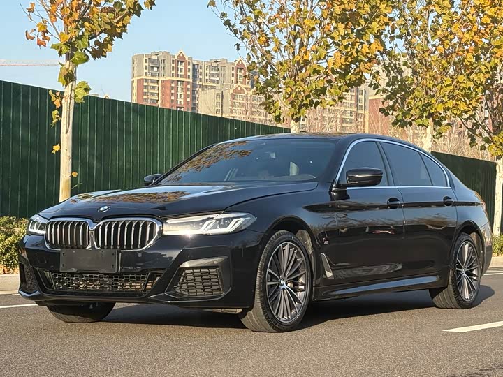 Фото 1 - BMW 5 Series