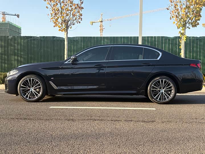 Фото 4 - BMW 5 Series