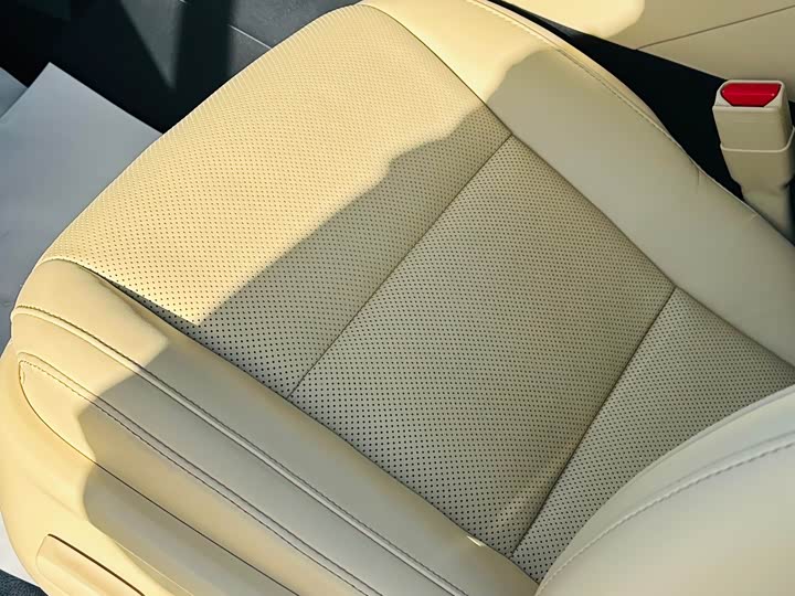 Фото 17 - Toyota Vellfire