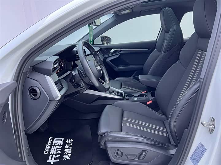 Фото 15 - Audi A3