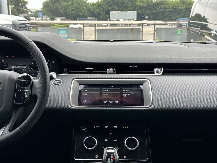 Фото 16 - Land Rover Range Rover Evoque L