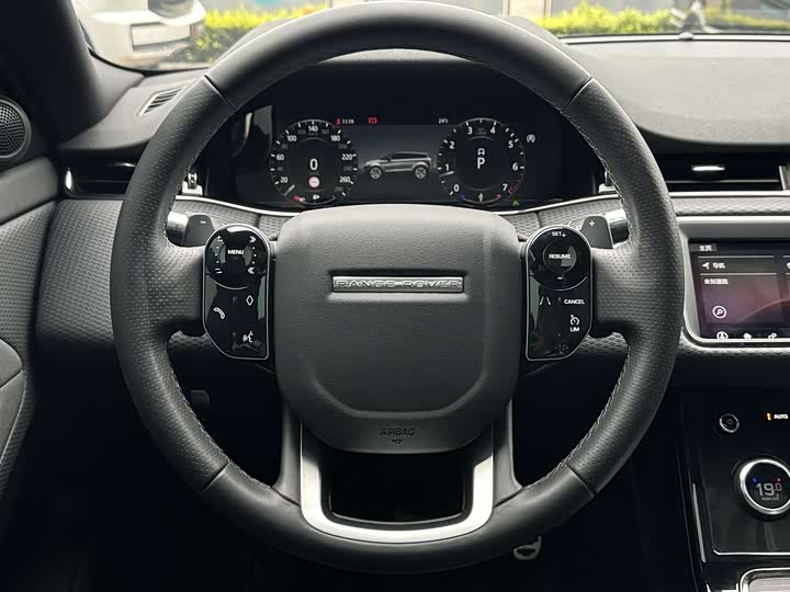 Фото 17 - Land Rover Range Rover Evoque L