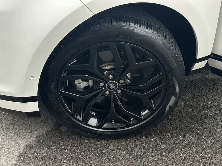 Фото 8 - Land Rover Range Rover Evoque L