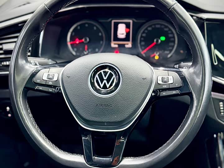 Фото 21 - Volkswagen Tayron