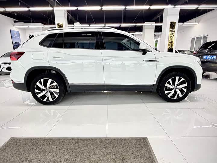 Фото 7 - Volkswagen Tayron