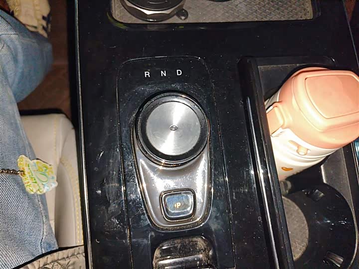 Фото 16 - GAC Aion V