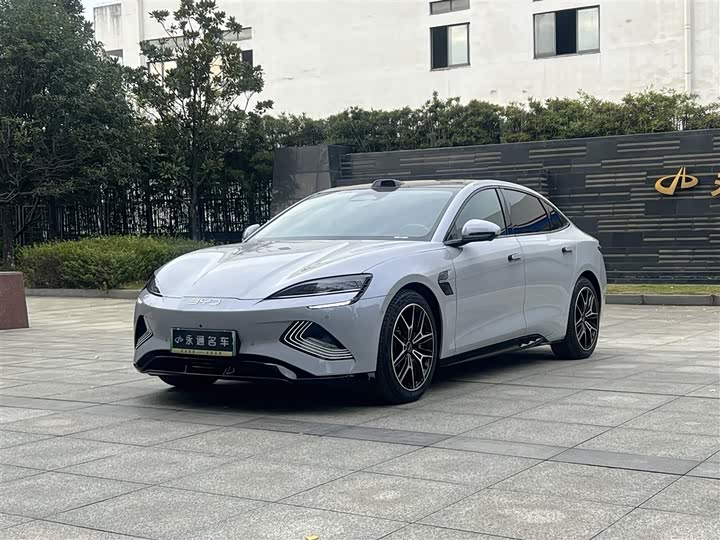 Фото 1 - BYD Seal