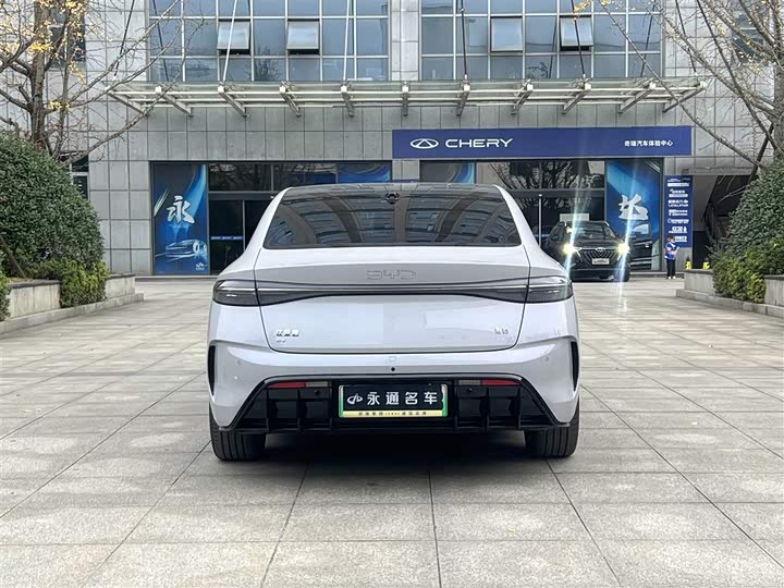 Фото 14 - BYD Seal