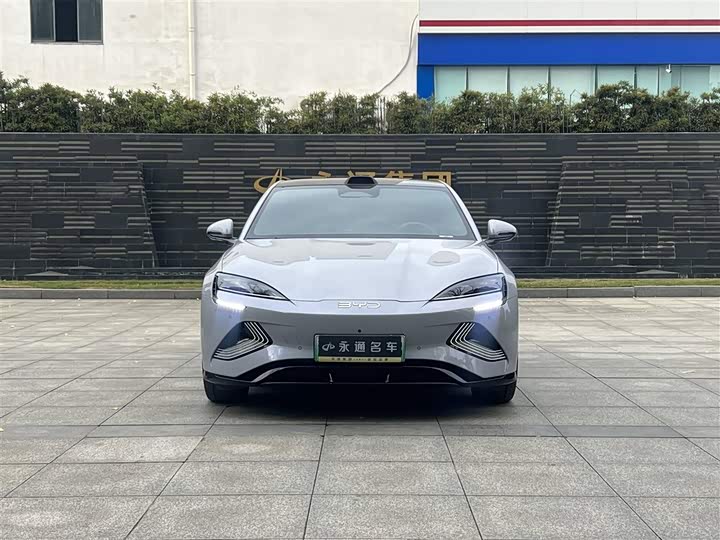 Фото 2 - BYD Seal