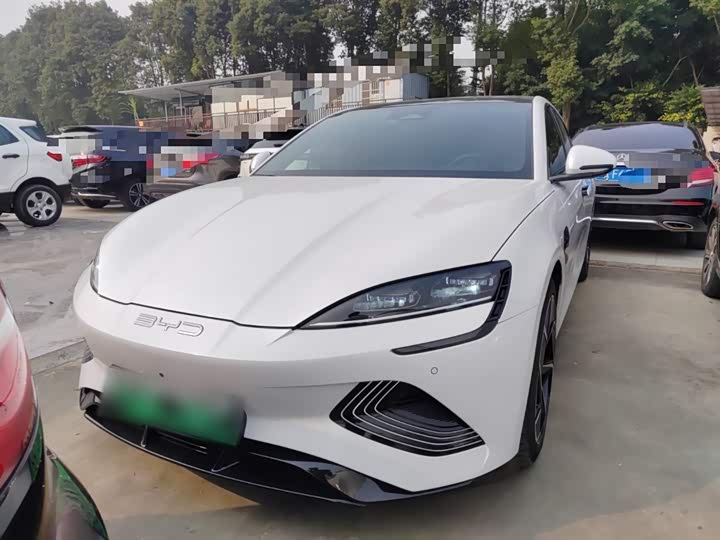 Фото 3 - BYD Seal