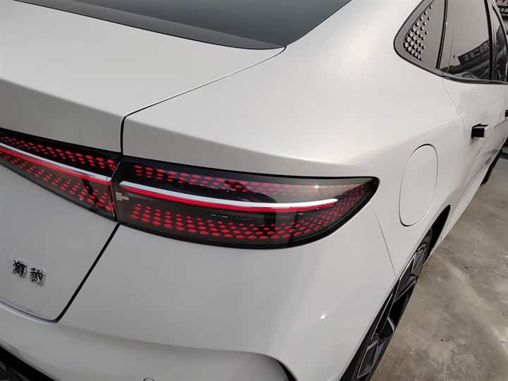 Фото 8 - BYD Seal