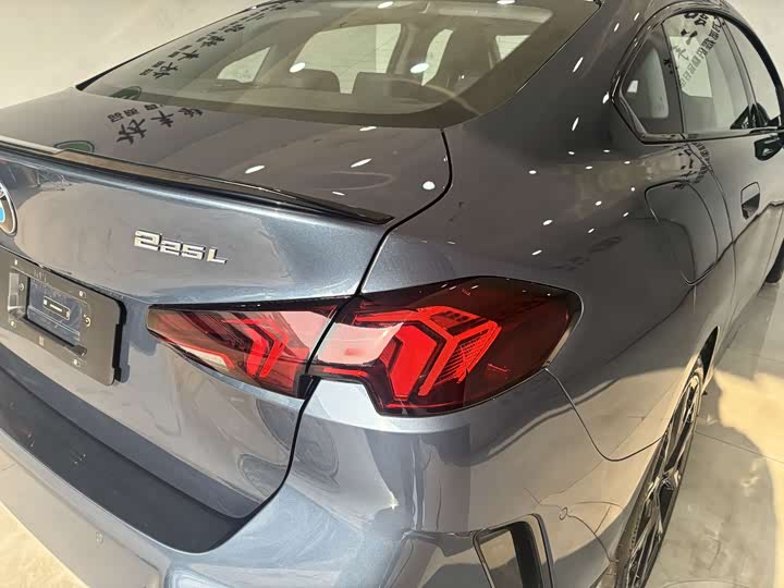 Фото 10 - BMW 2 Series