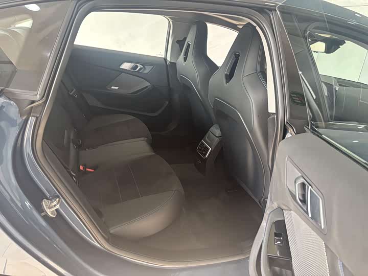 Фото 25 - BMW 2 Series