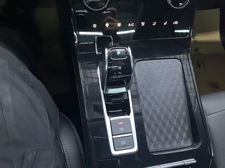 Фото 14 - Chery Tiggo 7