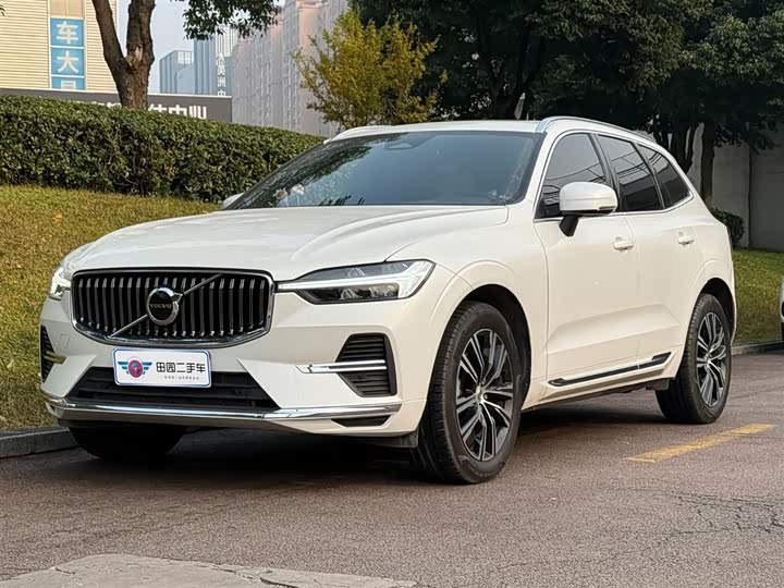 Фото 1 - Volvo XC60